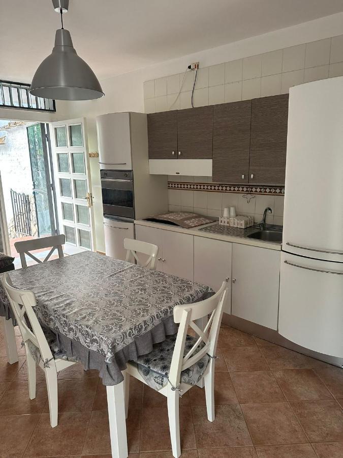 Casa Vacanza La Fontana Vietri Luaran gambar