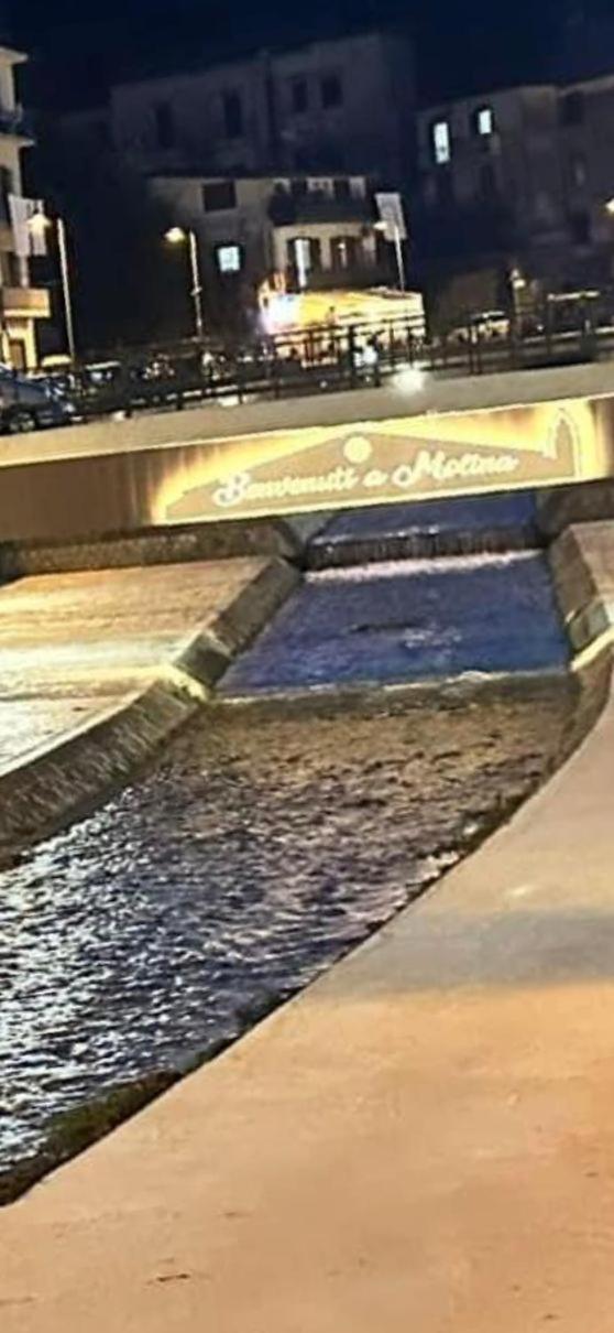 Casa Vacanza La Fontana Vietri Luaran gambar